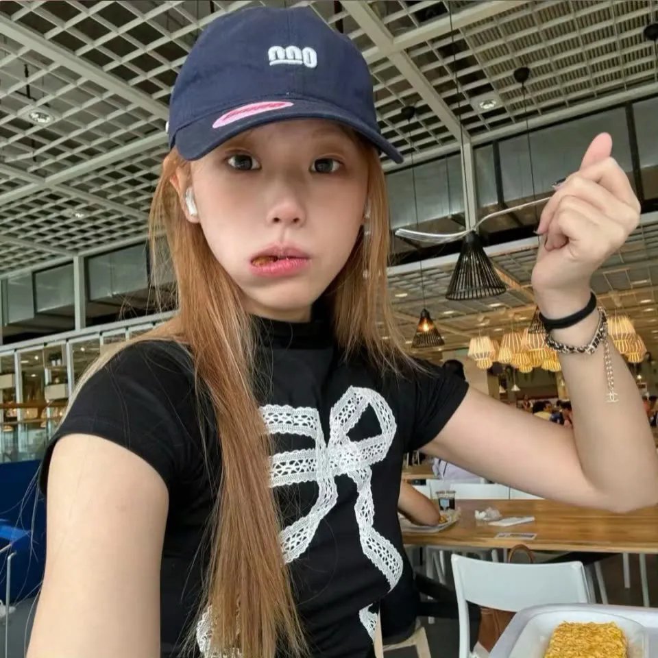 奋力一击